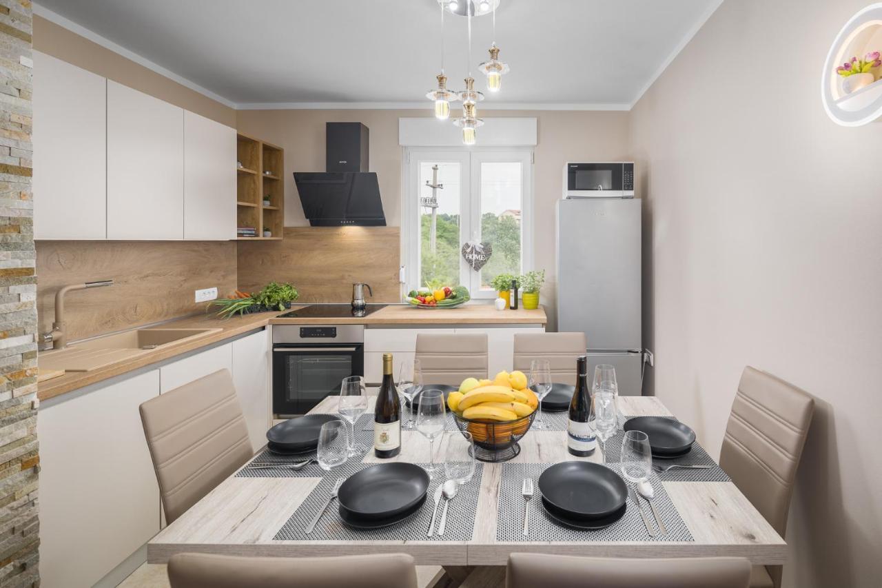 Rossini Superior Apartment Пореч Екстериор снимка