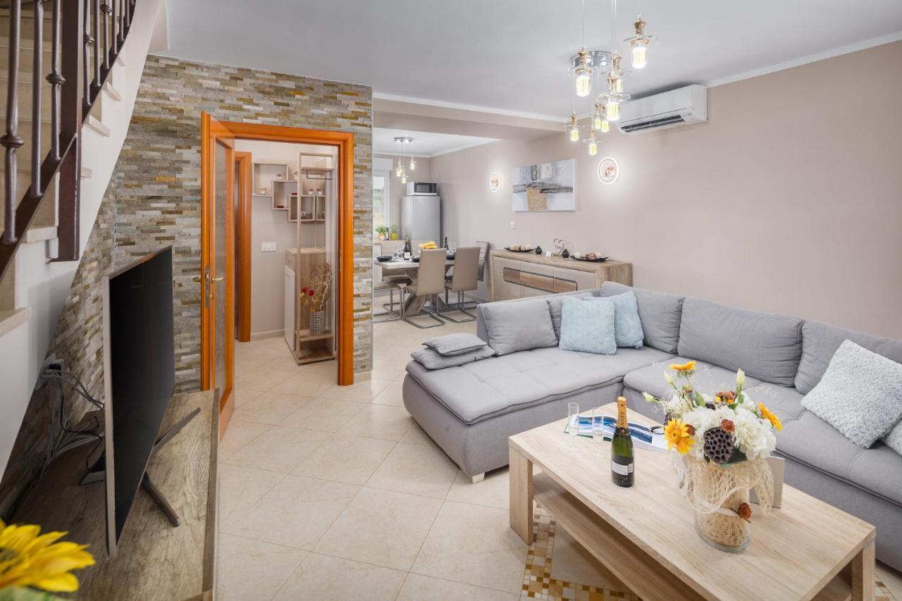 Rossini Superior Apartment Пореч Екстериор снимка